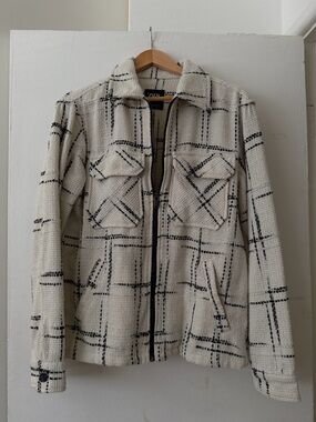 Zara Cream Jacket with Black Windowpane Check and Zip Front